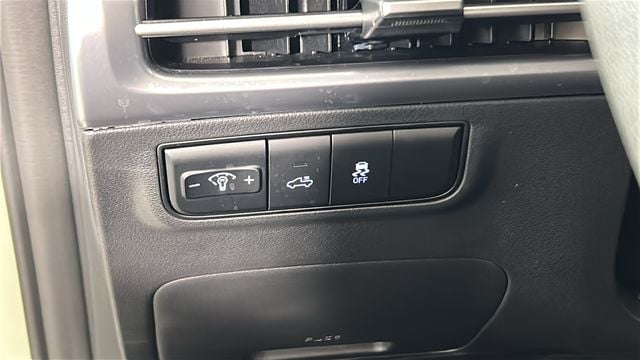 2025 Hyundai Santa Cruz SE - Photo 20