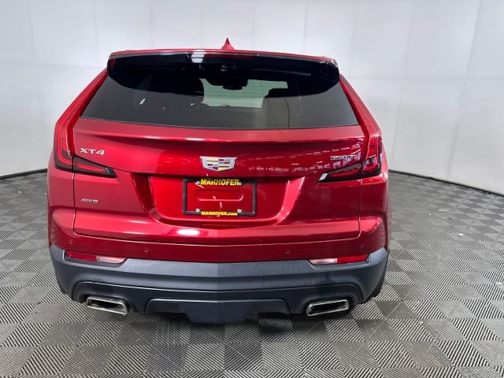 Used 2021 CADILLAC XT4 Luxury SUV