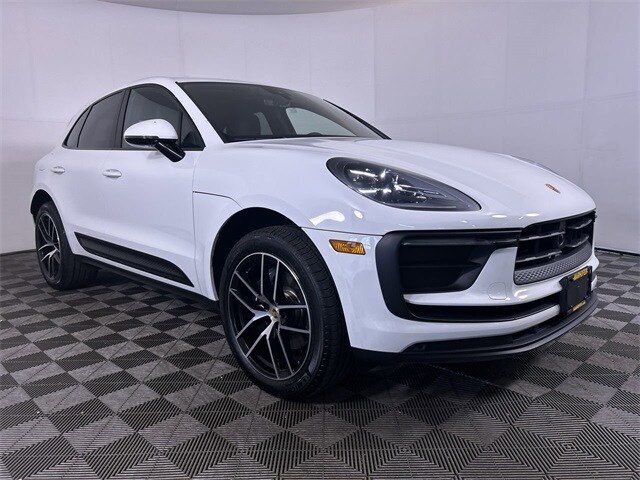 Used 2024 Porsche Macan Base with VIN WP1AA2A54RLB05593 for sale in Cuyahoga Falls, OH