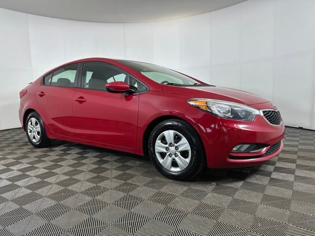 Used 2016 Kia Forte LX with VIN KNAFK4A60G5614930 for sale in Cuyahoga Falls, OH