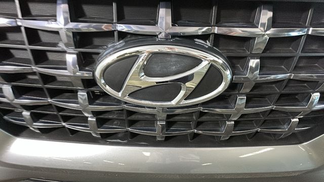2023 Hyundai Venue SEL - Photo 8