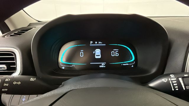 2025 Hyundai Venue SE - Photo 17