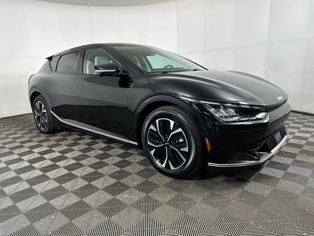 Used 2022 Kia Ev6 Wind with VIN KNDC3DLC0N5042910 for sale in Cuyahoga Falls, OH