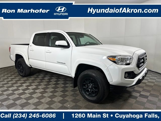 2021 Toyota Tacoma SR5's photo