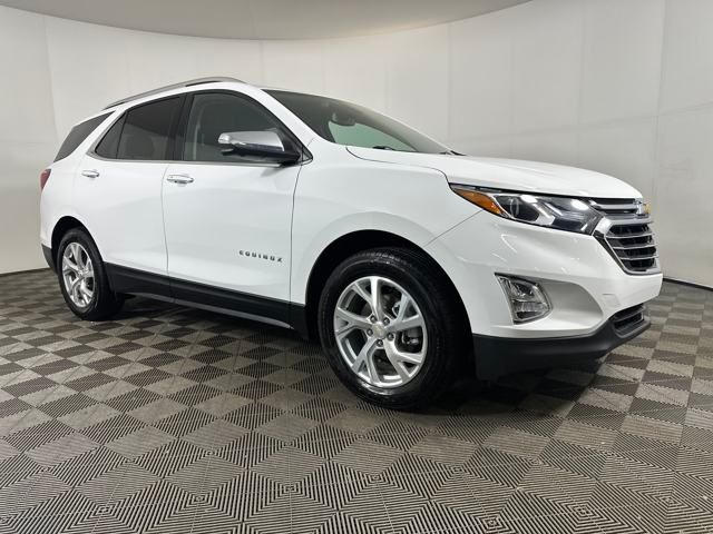 Used 2021 Chevrolet Equinox Premier with VIN 3GNAXXEV9MS156864 for sale in Cuyahoga Falls, OH