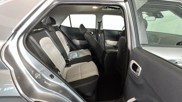 2023 Hyundai Venue SEL - Photo 27