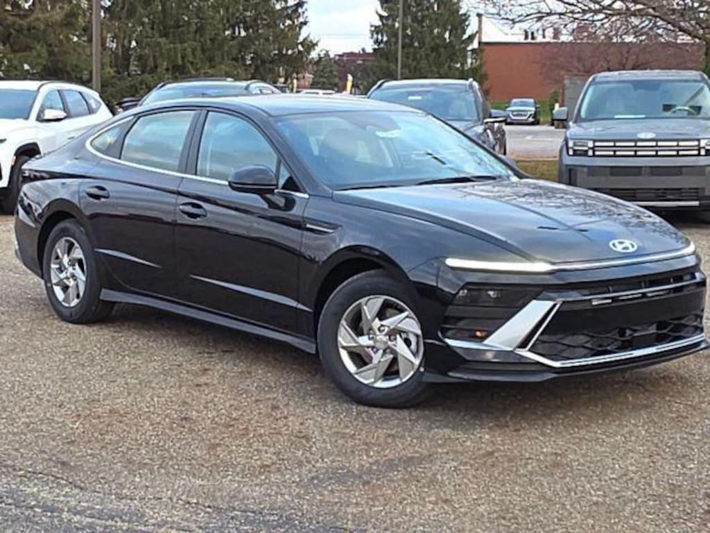 New 2026 Hyundai Sonata SE Sedan