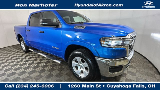 2025 RAM 1500 Big Horn/Lone Star 4x4 Crew Cab 5'7's photo