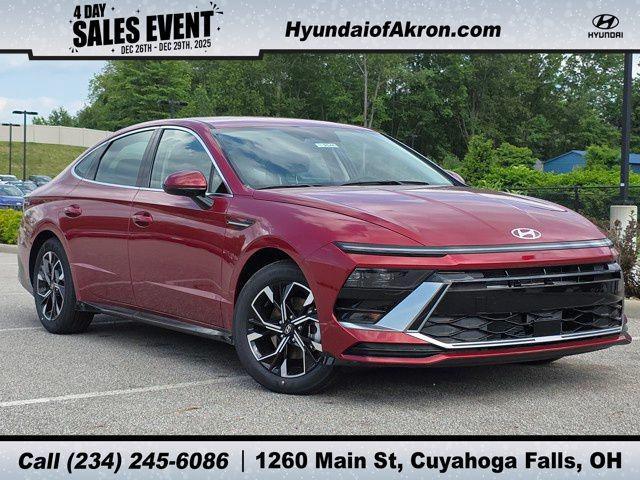 2025 Hyundai Sonata SEL's photo