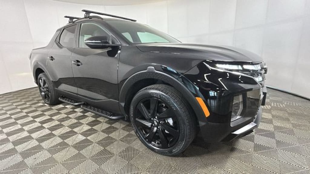 Used 2024 Hyundai Santa Cruz Night Truck