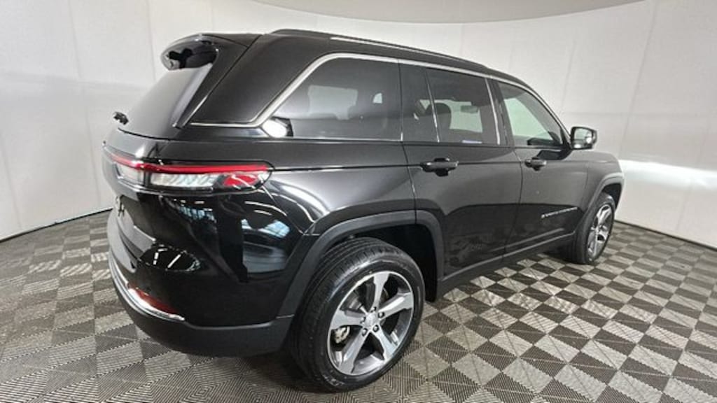 Used 2023 Jeep Grand Cherokee 4xe 4xe SUV