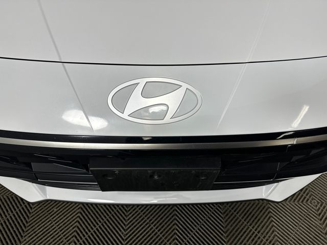 2025 Hyundai Elantra SEL - Photo 9