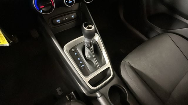 2025 Hyundai Venue SE - Photo 20