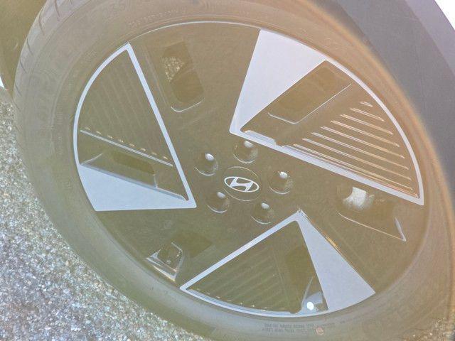 2025 Hyundai IONIQ 5 SEL - Photo 18