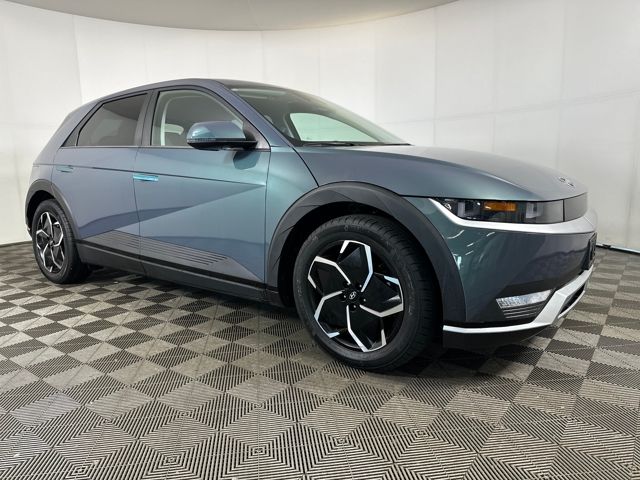 Used 2023 Hyundai IONIQ 5 SE with VIN KM8KMDAF7PU214084 for sale in Cuyahoga Falls, OH