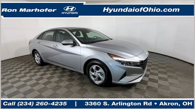 2023 Hyundai Elantra SE