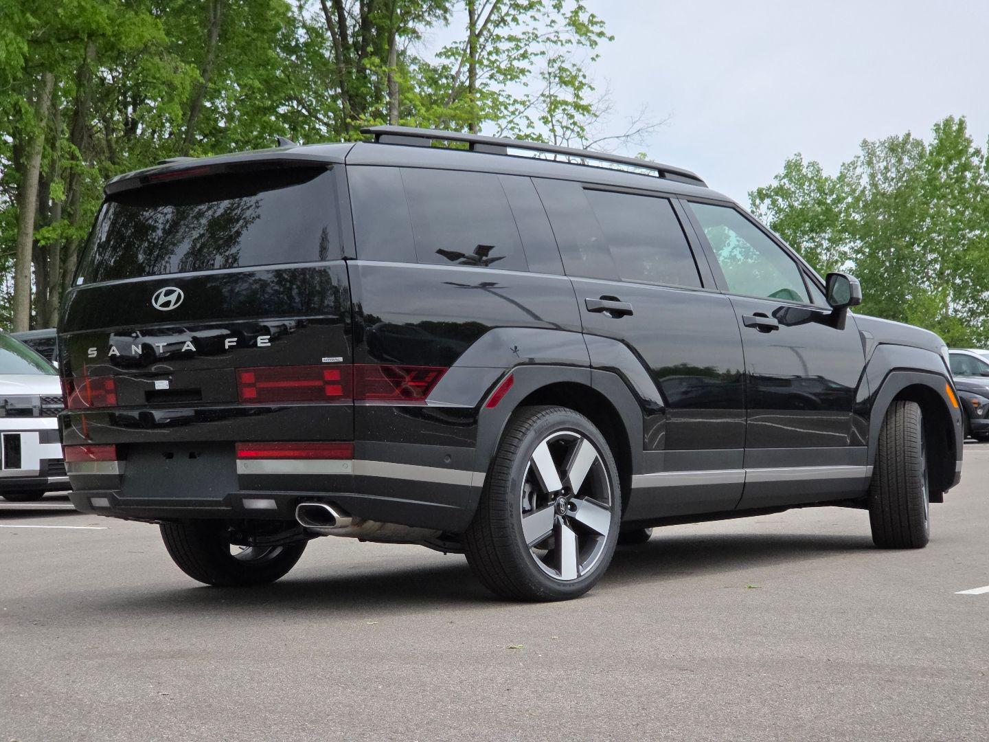 2026 Hyundai Santa Fe Limited - Photo 23