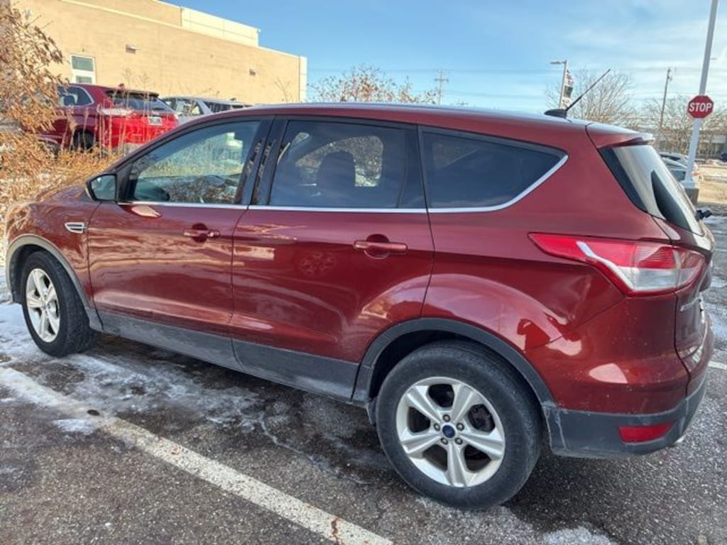 Used 2016 Ford Escape SE SUV