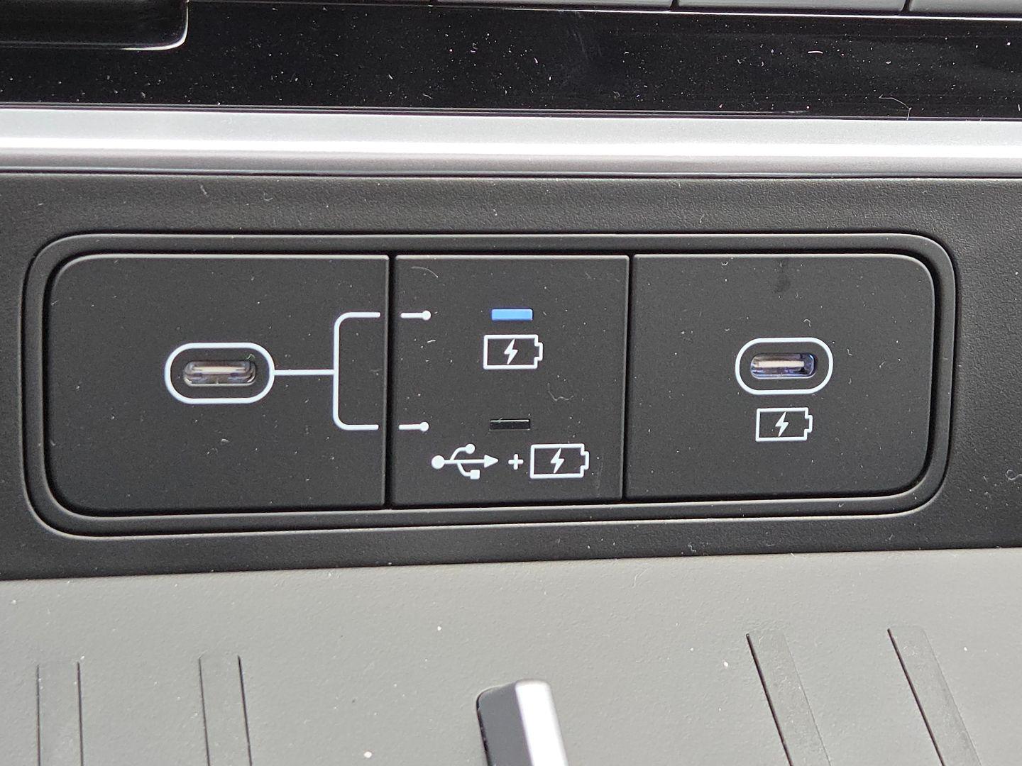 2026 Hyundai Santa Fe Limited - Photo 37
