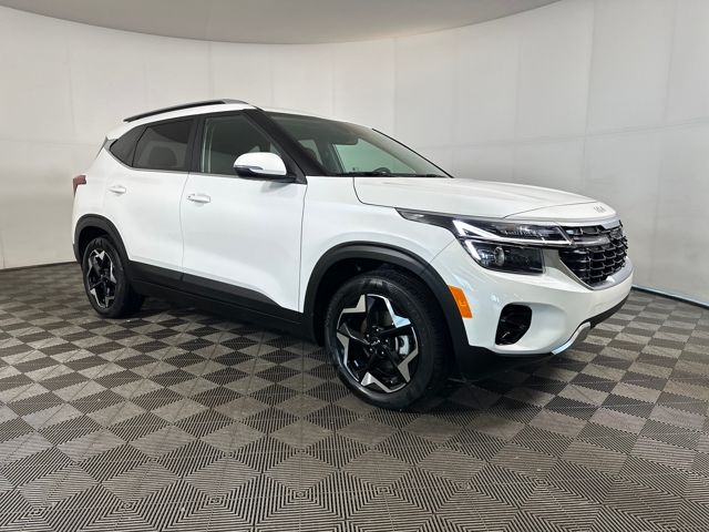 2024 Kia Seltos EX photo 2