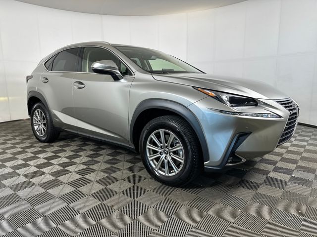 2021 Lexus NX 300h photo 2