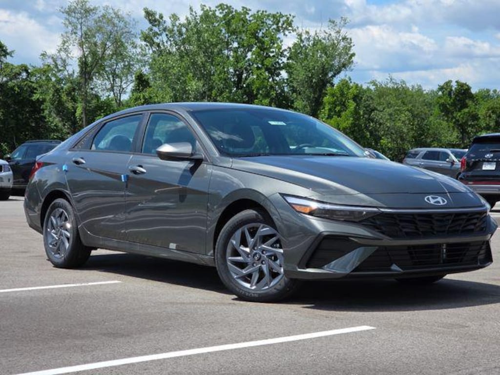 New 2026 Hyundai Elantra Hybrid Blue Sedan