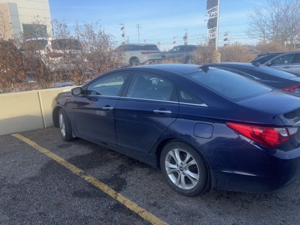 Used 2013 Hyundai Sonata Limited Sedan
