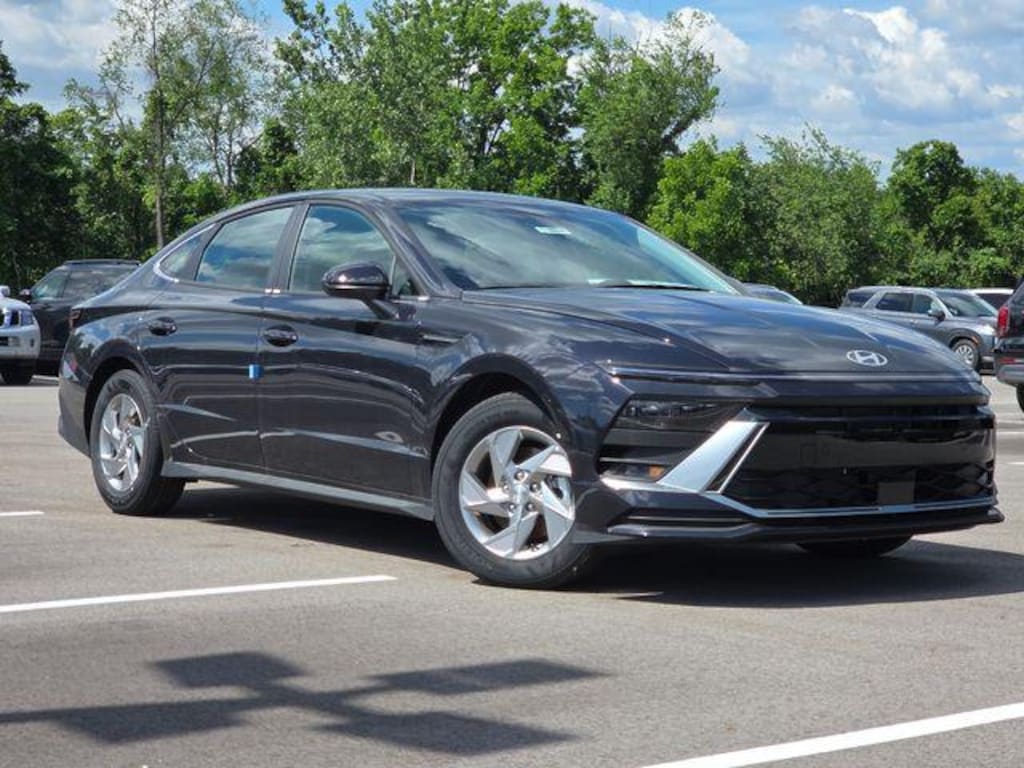 New 2026 Hyundai Sonata SE Sedan