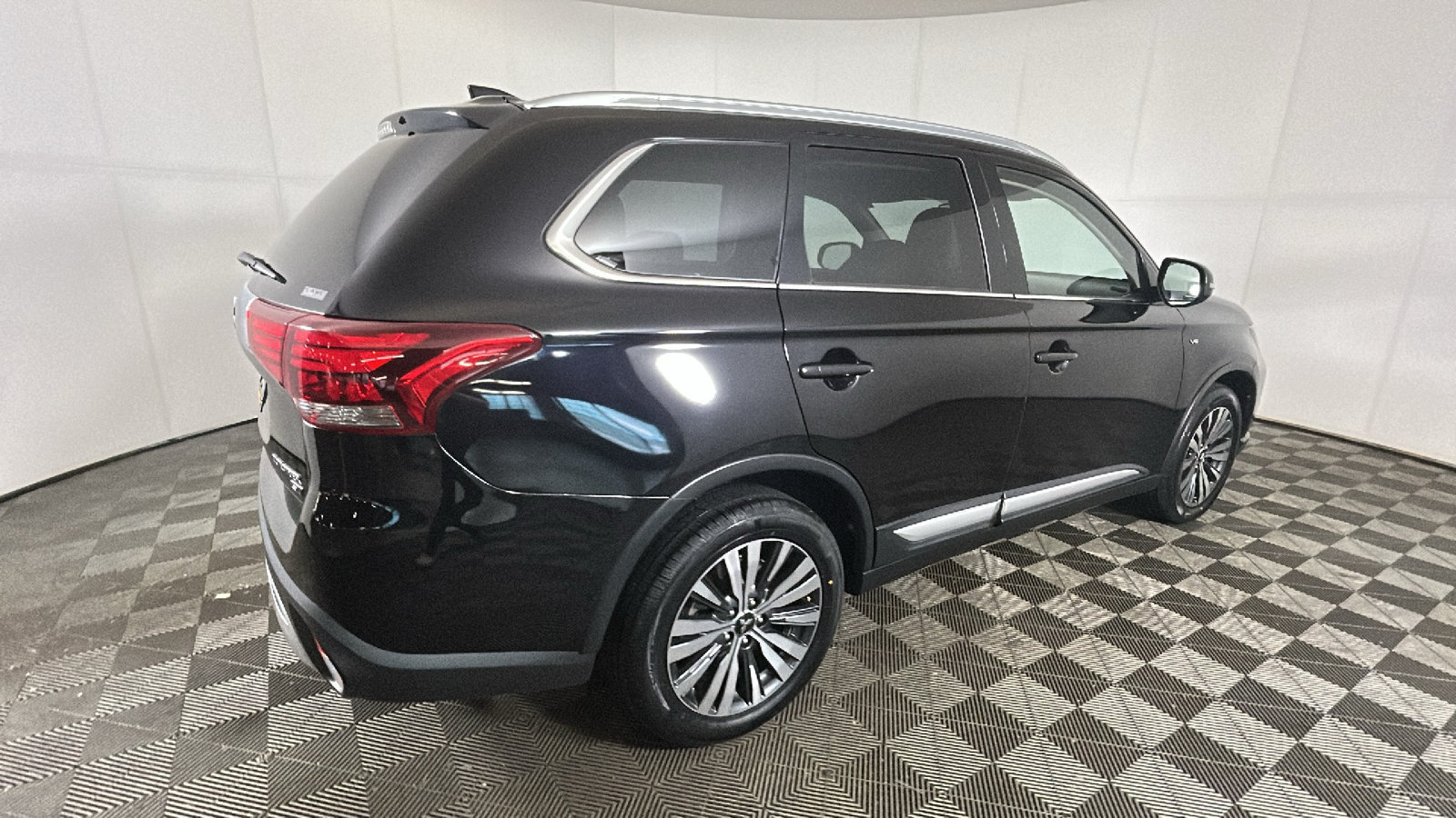 Used 2019 Mitsubishi Outlander GT SUV