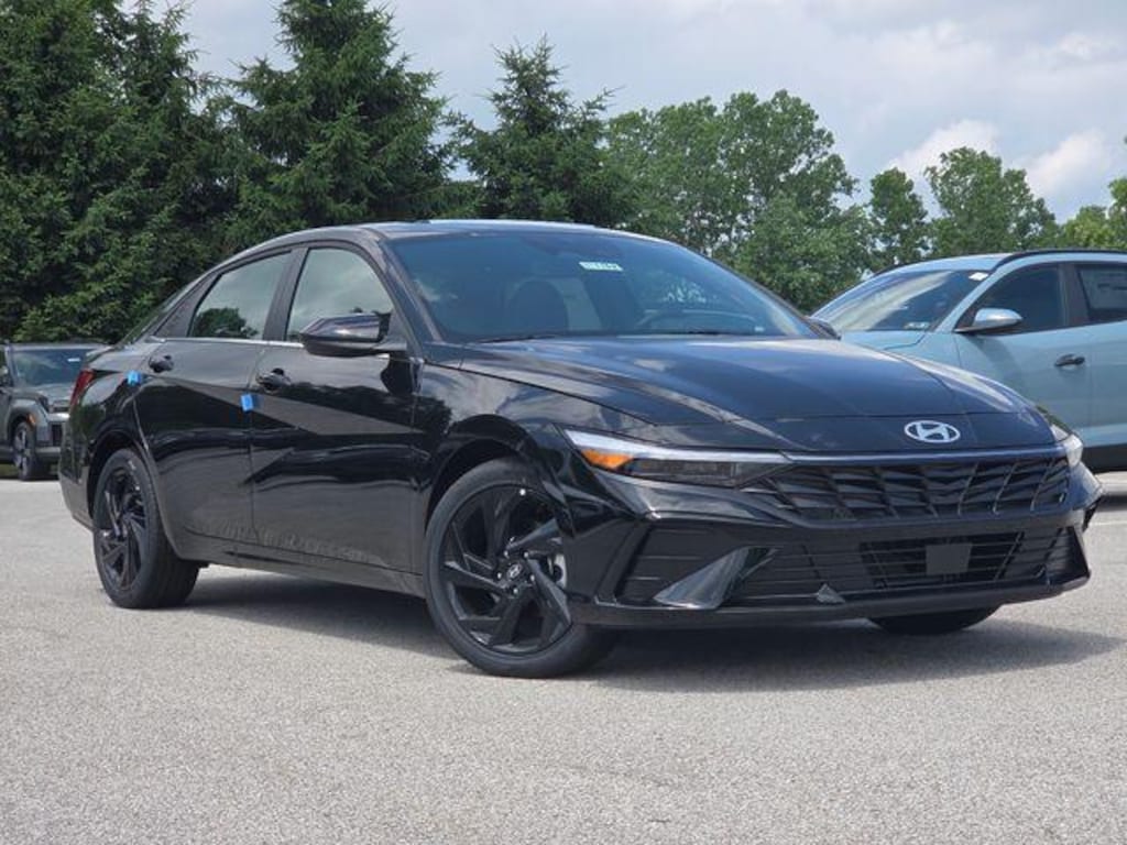 New 2026 Hyundai Elantra SEL Sport Premium Sedan