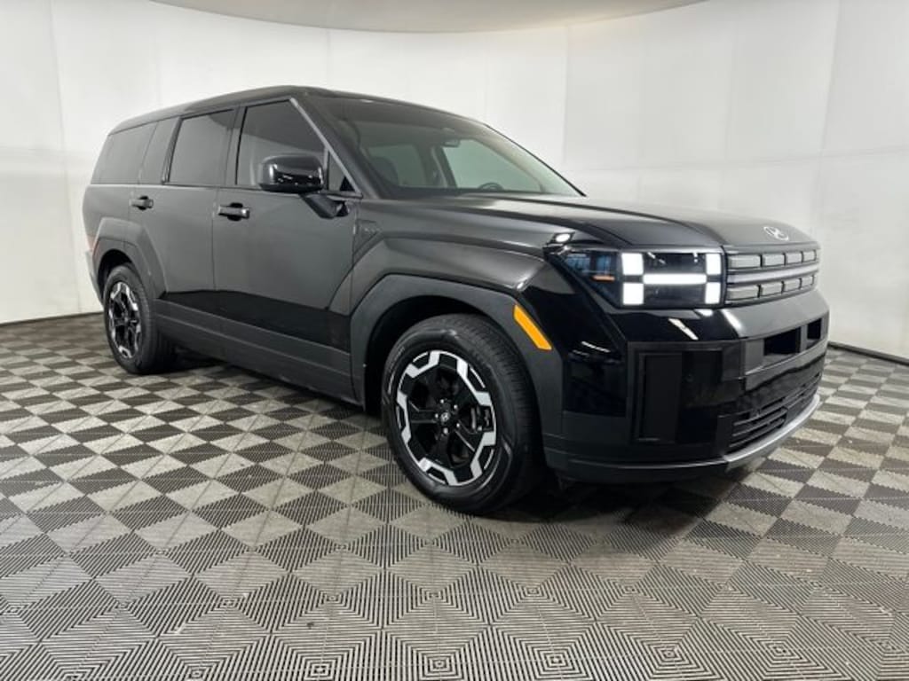 Used 2024 Hyundai Santa Fe SE SUV