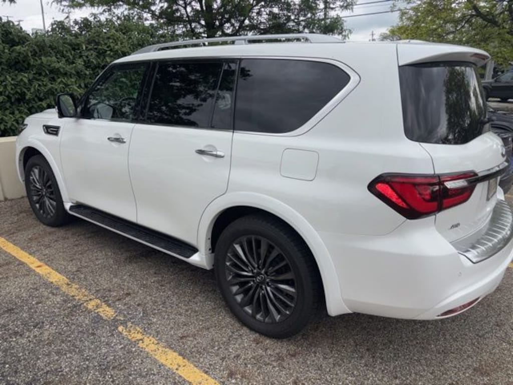 Used 2023 INFINITI QX80 Premium Select SUV