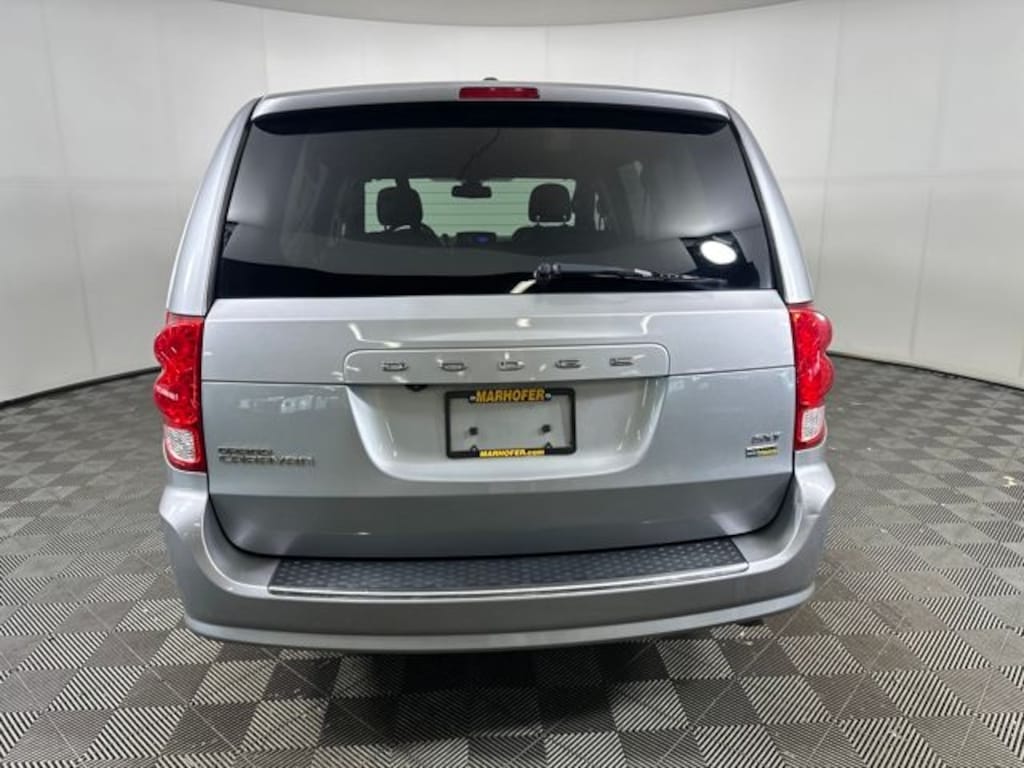 Used 2019 Dodge Grand Caravan SXT Minivan/Van