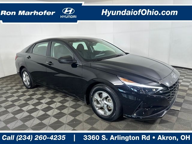 2023 Hyundai Elantra SE