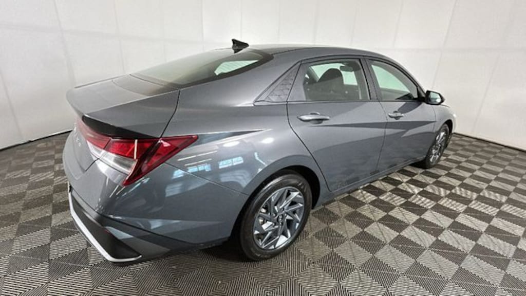 Certified 2024 Hyundai Elantra SEL Sedan