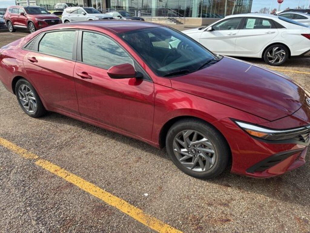 Certified 2024 Hyundai Elantra SEL Sedan