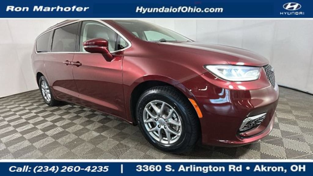 Used 2021 Chrysler Pacifica Touring Minivan/Van