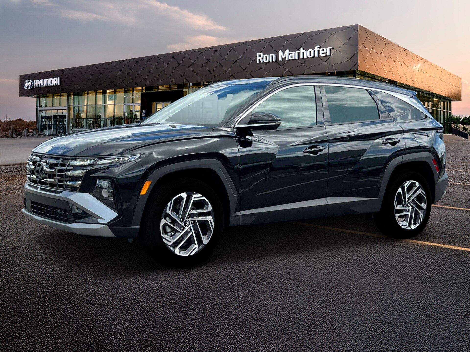 2025 Hyundai Tucson Hybrid Limited photo 2