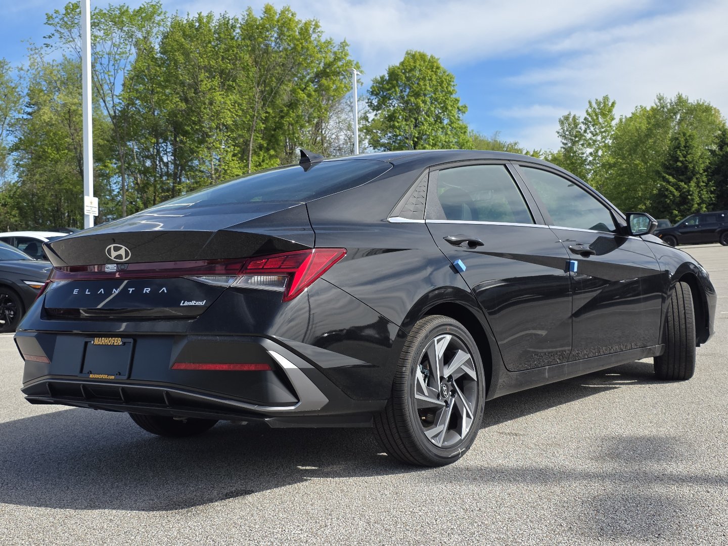 2026 Hyundai Elantra Limited - Photo 18