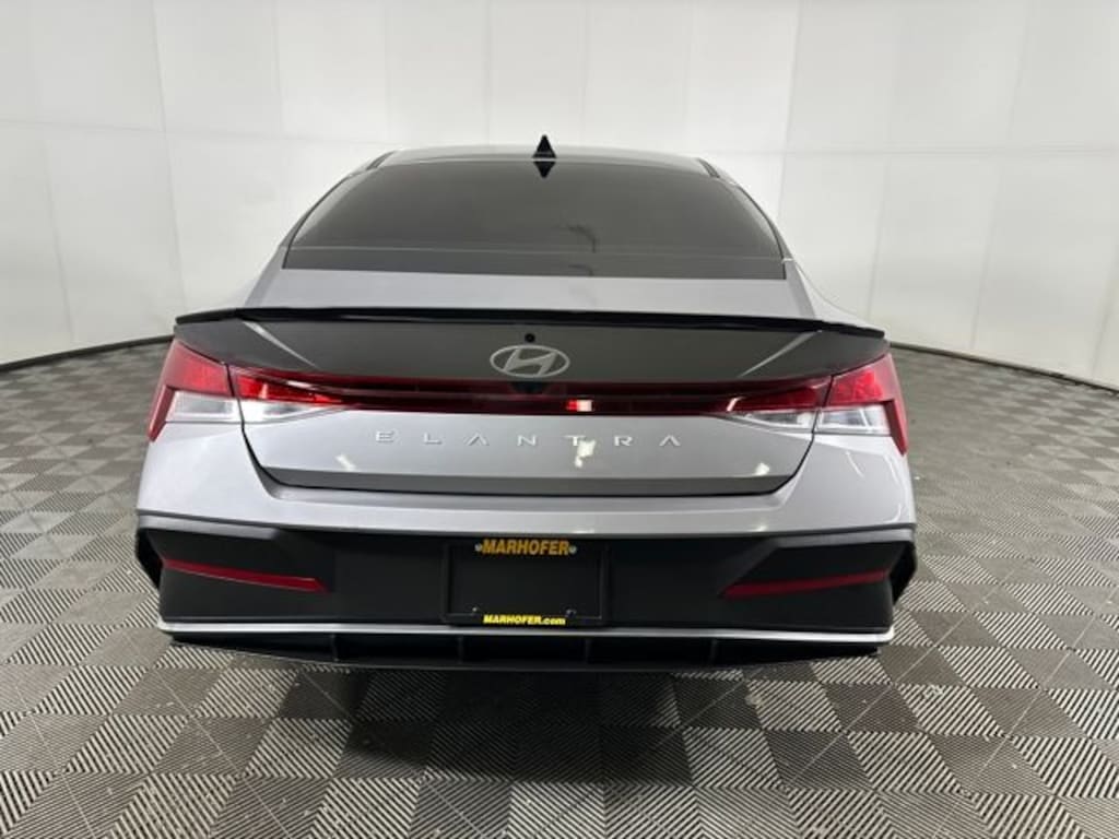 Used 2025 Hyundai Elantra SEL Sport Sedan