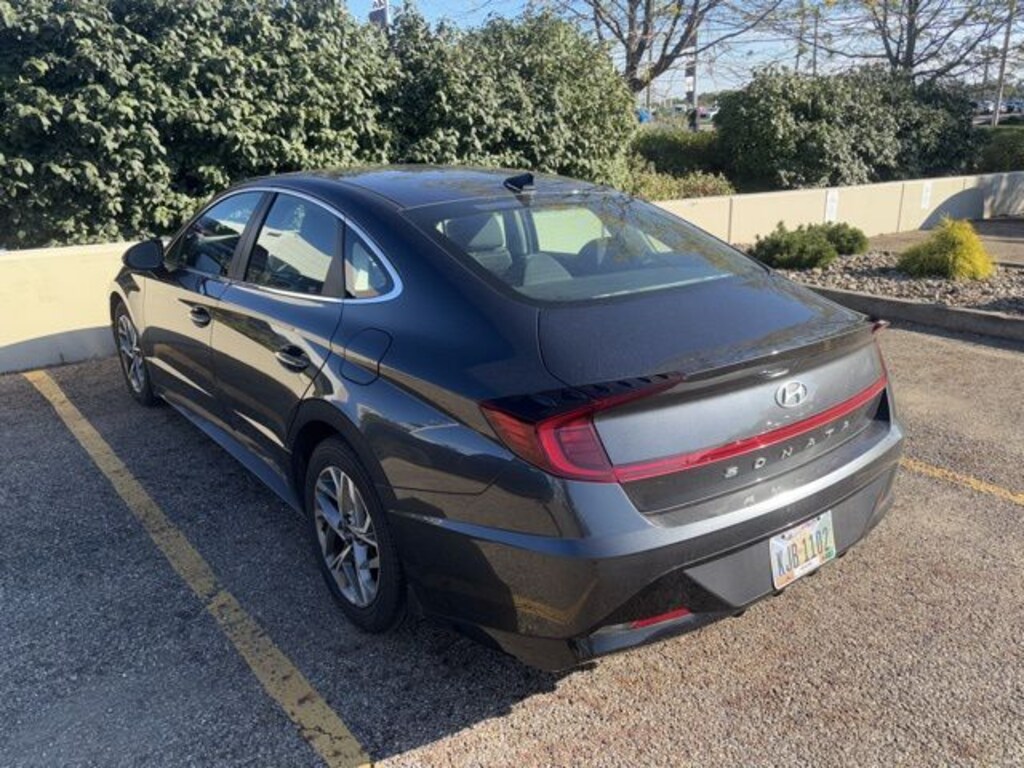 Used 2021 Hyundai Sonata SEL Sedan