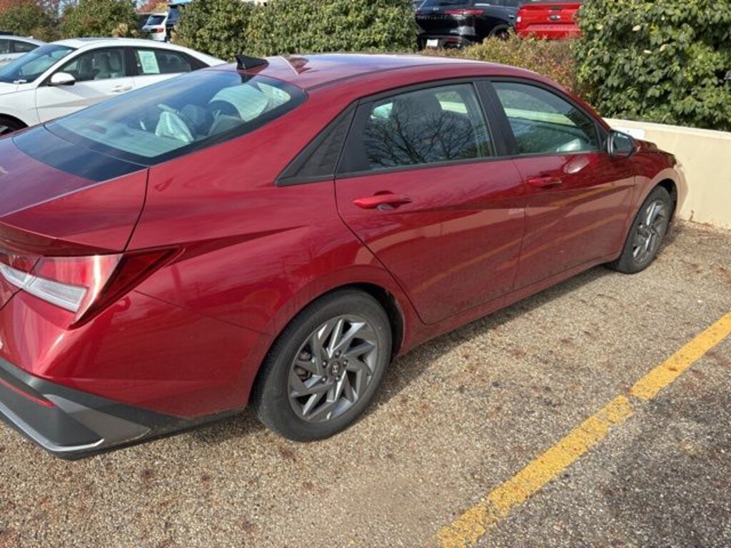 Certified 2024 Hyundai Elantra SEL Sedan