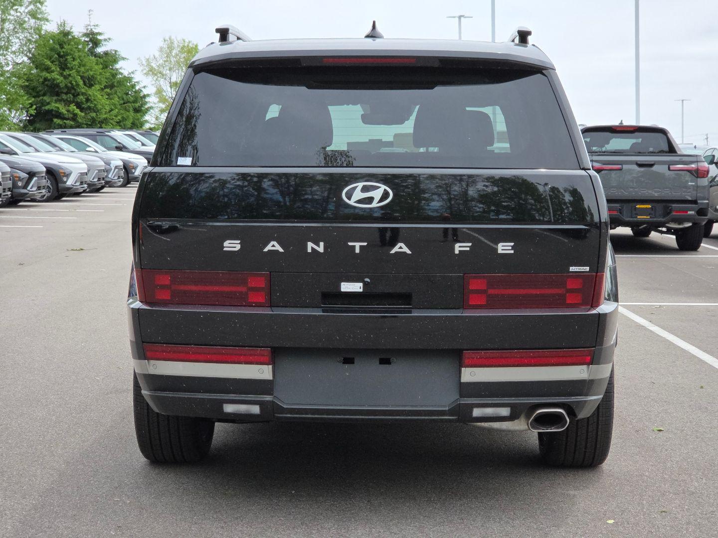 2026 Hyundai Santa Fe Limited - Photo 22