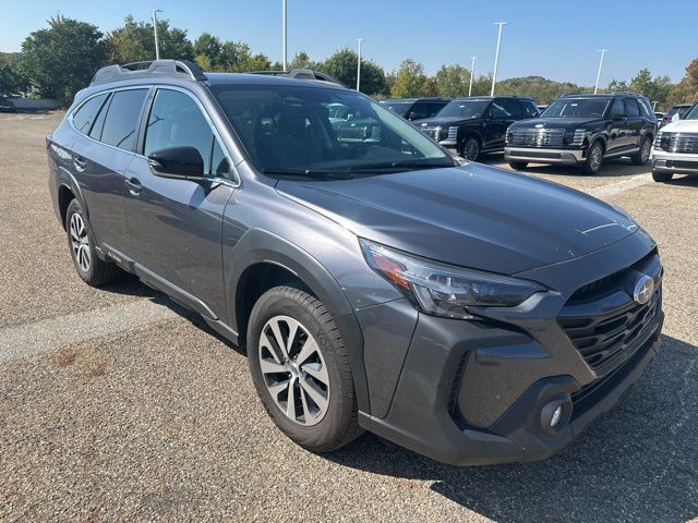 2024 Subaru Outback Premium photo 2