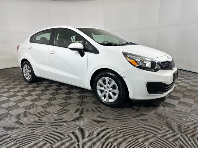 Used 2014 Kia Rio LX with VIN KNADM4A3XE6323916 for sale in Akron, OH