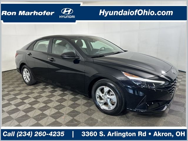 2023 Hyundai Elantra SE