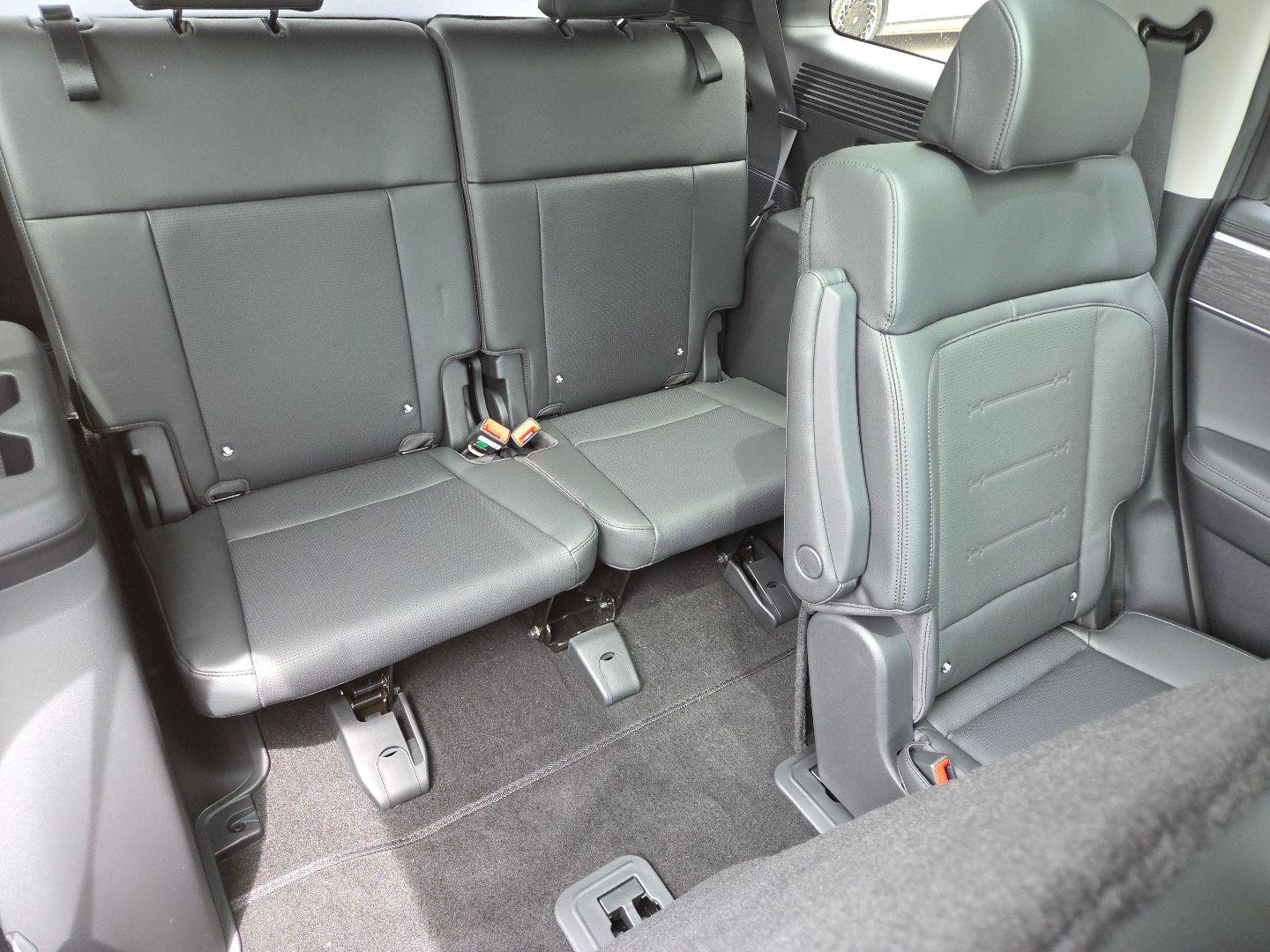2026 Hyundai Santa Fe Limited - Photo 28