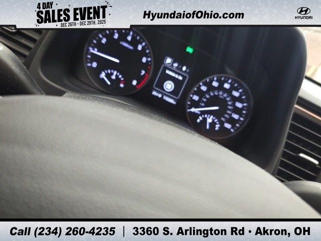 2017 Hyundai Elantra Limited's photo