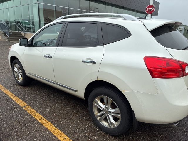 Used 2013 Nissan Rogue SV with VIN JN8AS5MV1DW608215 for sale in Akron, OH