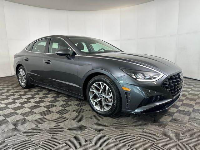2023 Hyundai Sonata SEL photo 2